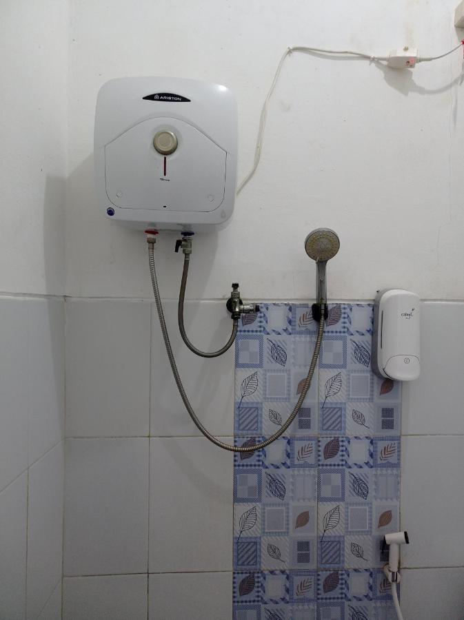 Homestay 3 Surabaya Bagian luar foto
